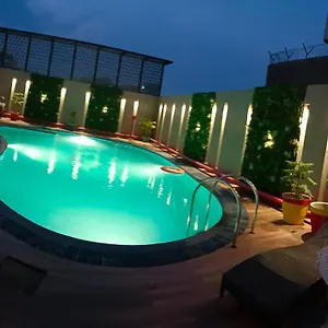 Surasena Regal Vista Агра