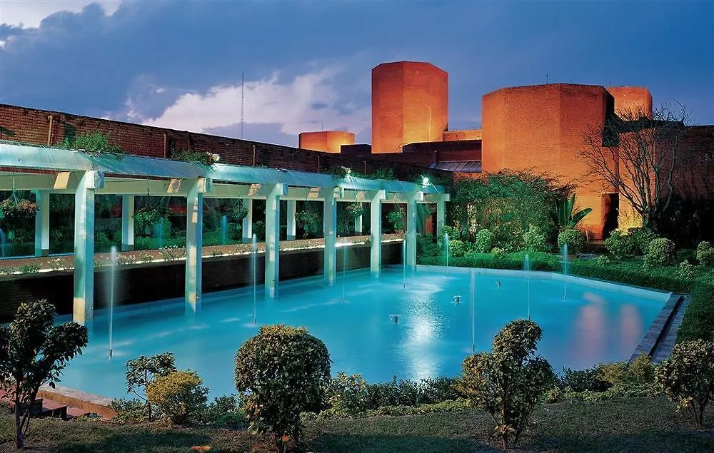 Itc Mughal, A Luxury Collection Resort & Spa, Agra Agra  5*, Agra (Uttar Pradesh)