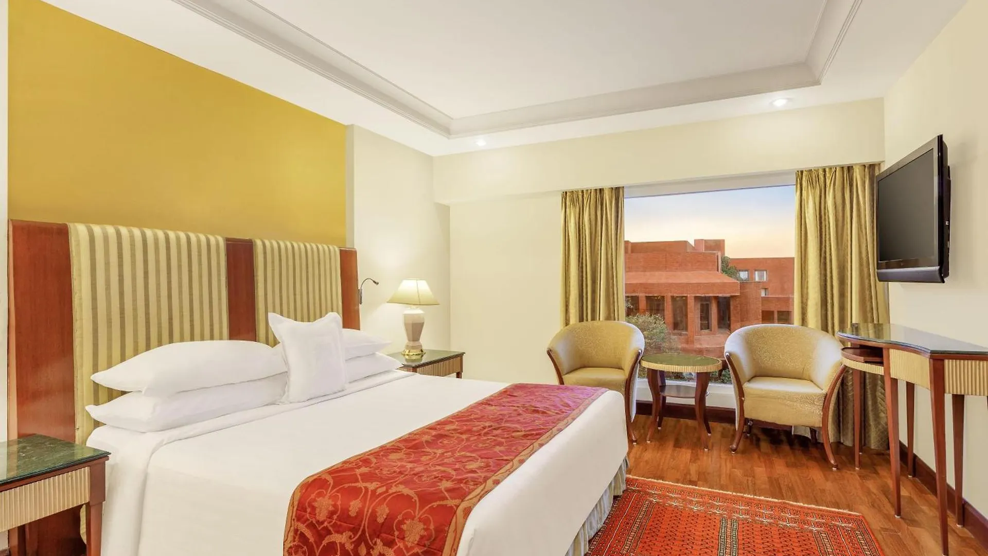 Itc Mughal, A Luxury Collection Resort & Spa, Agra Agra  5*, Agra (Uttar Pradesh)
